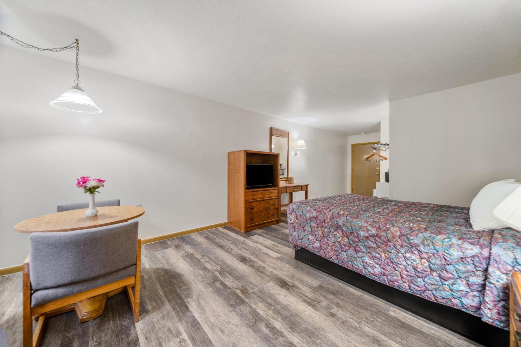 Executive Inn Cass City エクステリア 写真