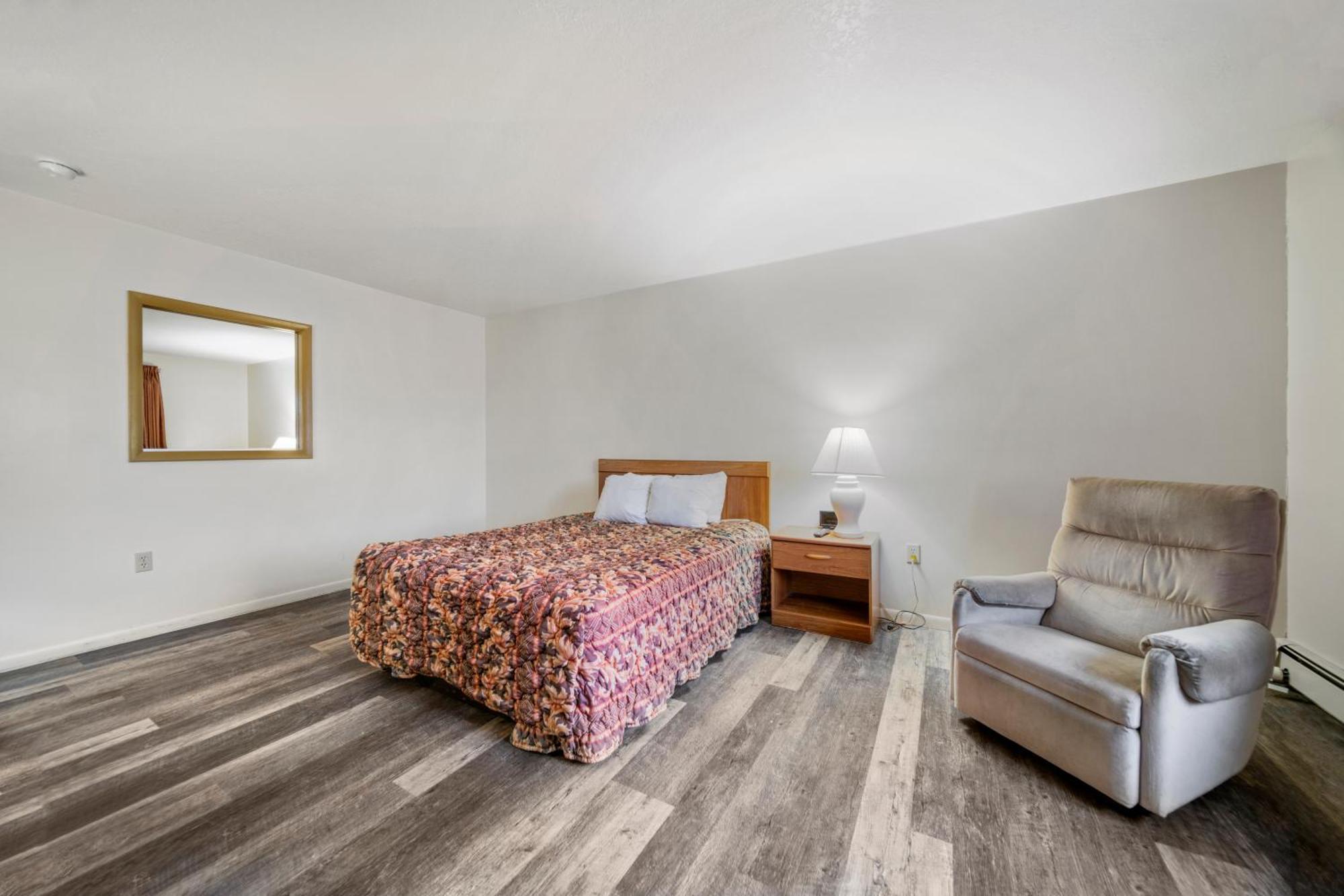 Executive Inn Cass City エクステリア 写真